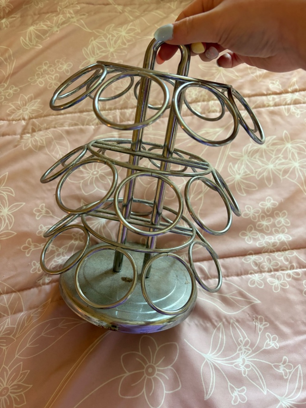 Metal Cupcake or Cup Holder Display Stand in Silver